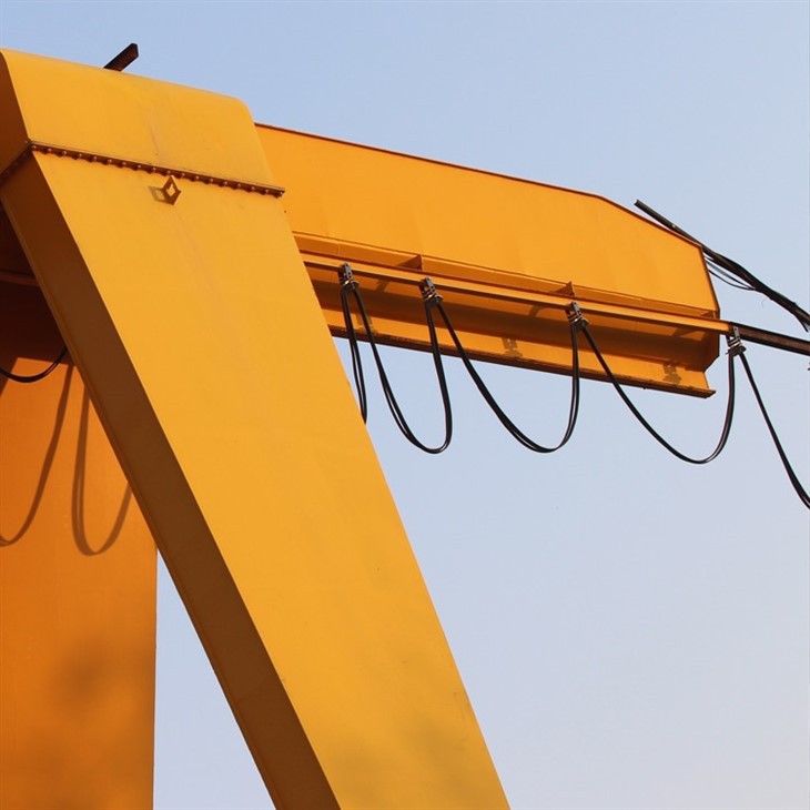 C Track Festoon System (2)