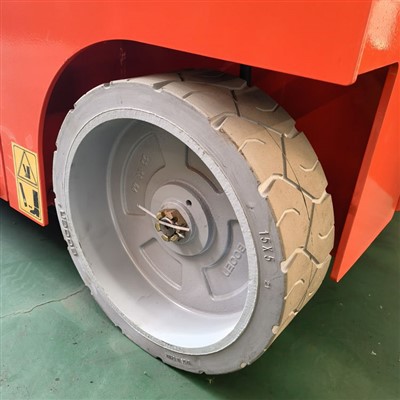 Lifft Siswrn Trydan Hunan-yrru