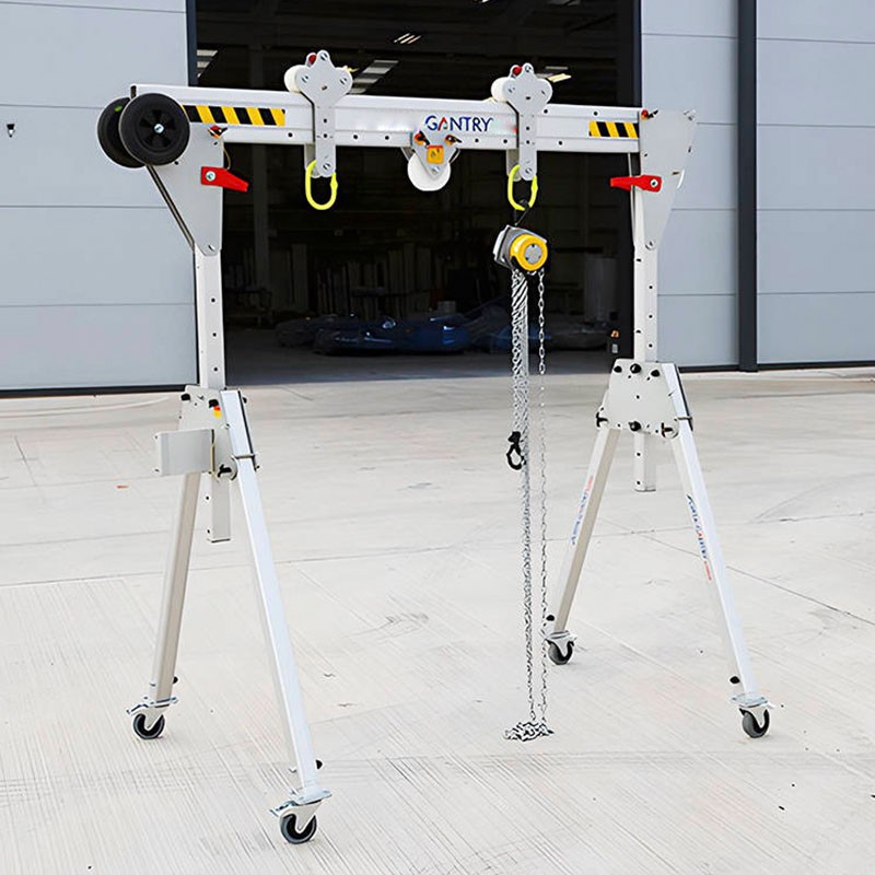 Portable Gantry Crane With Electric Hoist factory